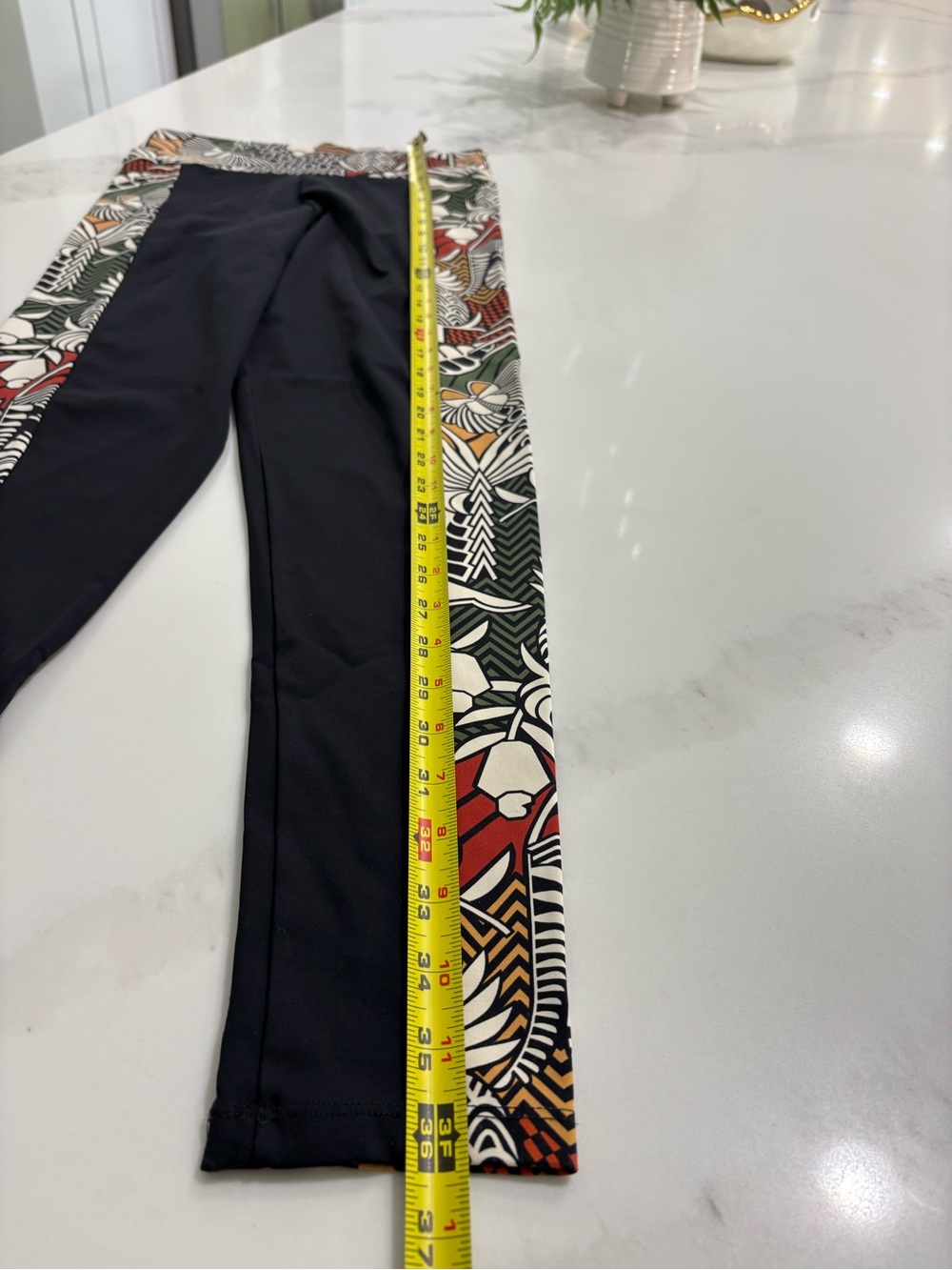FARM Rio Rainforest Bomber Jacket and matching leggings - Picture 6 of 15